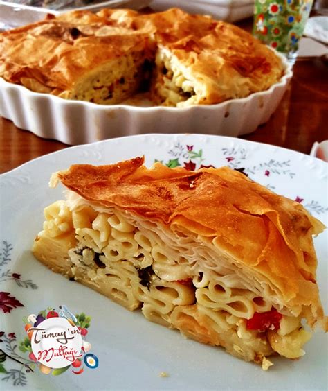 Makarna Böreği