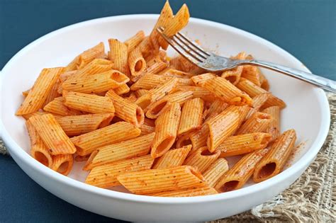 Salçalı Makarna Tarifi