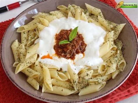 Yoğurtlu Makarna Kalori