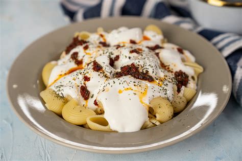 Yoğurtlu Makarna Sosu